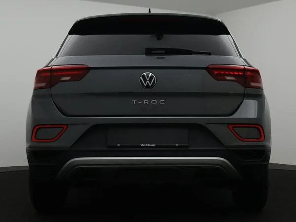 Volkswagen T-Roc (2022) — foto 4 van 28