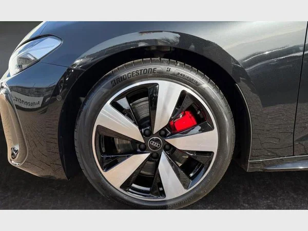 Audi A5 Avant e-hybrid (2026) — foto 7 van 17
