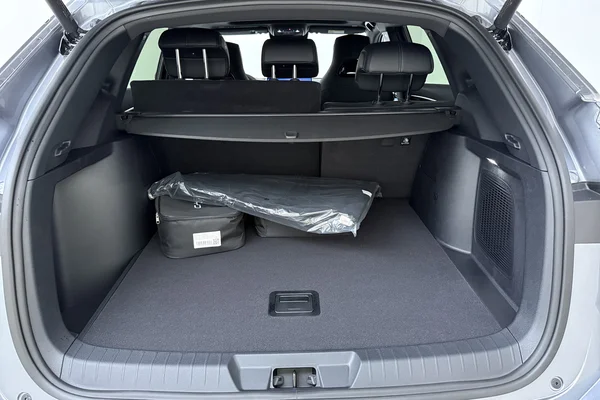 BYD Seal U PHEV (2025) — foto 8 van 12
