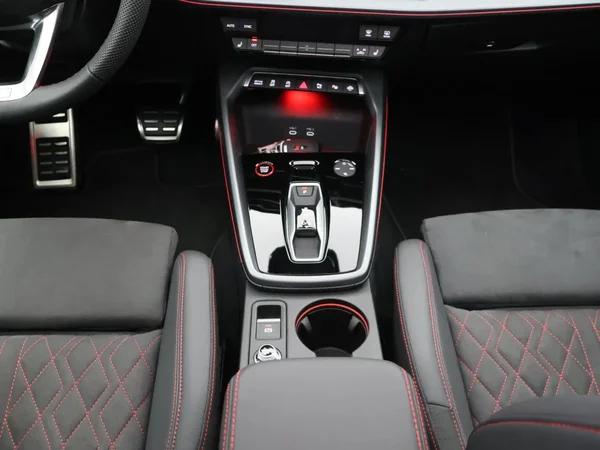 Audi S3 (2026) — foto 10 van 31