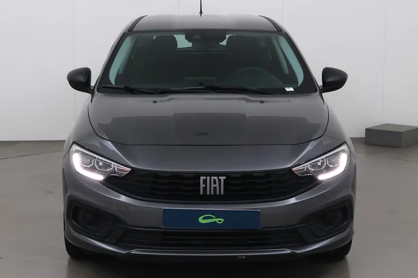 Fiat Tipo SW Cross (2023) — foto 9 van 16