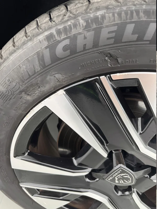 Peugeot E-208 (2025) — foto 48 van 74