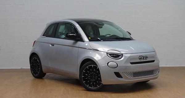 Fiat 500 (2026) — foto 12 van 26