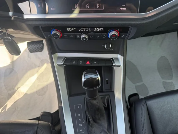 AUDI Q3 Dsl (2019) — foto 3 van 23
