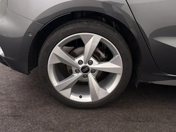 AUDI A3 Sportback (2025) — foto 12 van 18