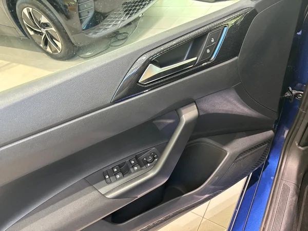 VOLKSWAGEN Polo (2026) — foto 16 van 24