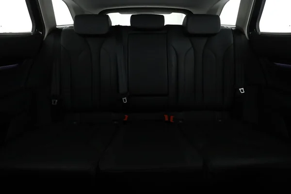 Skoda Enyaq (2021) — foto 7 van 17