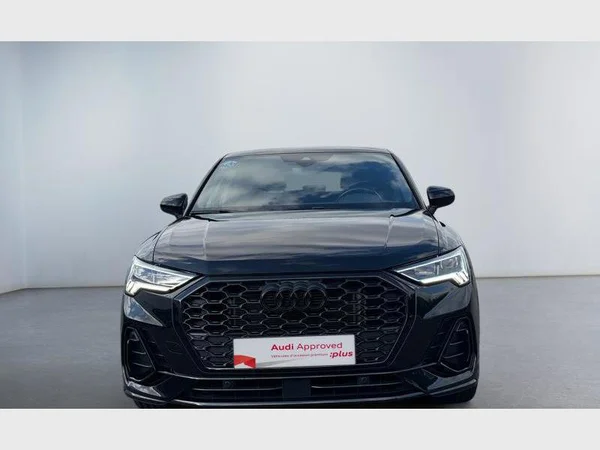 Audi Q3 Sportback (2023) — foto 8 van 15