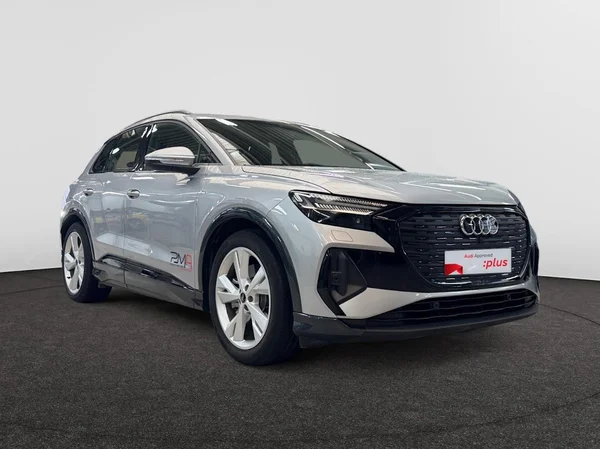 AUDI Q4 e-tron (2025) — foto 10 van 15