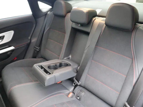 Mercedes-Benz CLA (2026) — foto 16 van 32