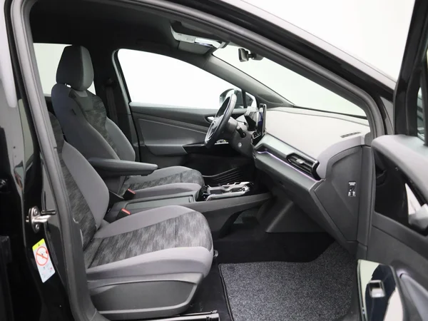 Volkswagen ID.4 (2023) — foto 27 van 37