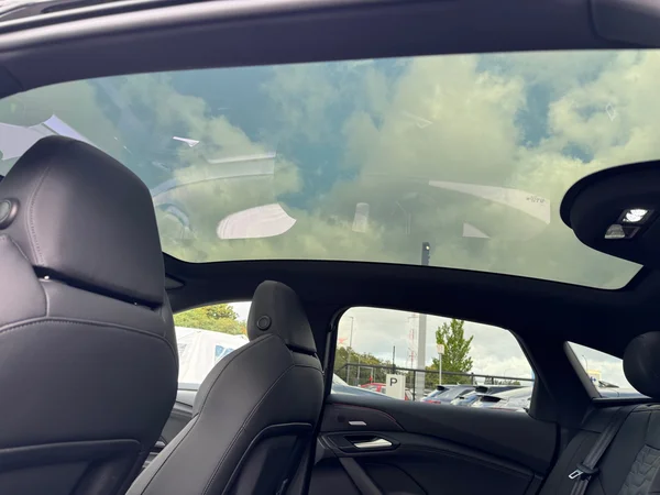 AUDI A6 Sportback e-tron (2025) — foto 19 van 24