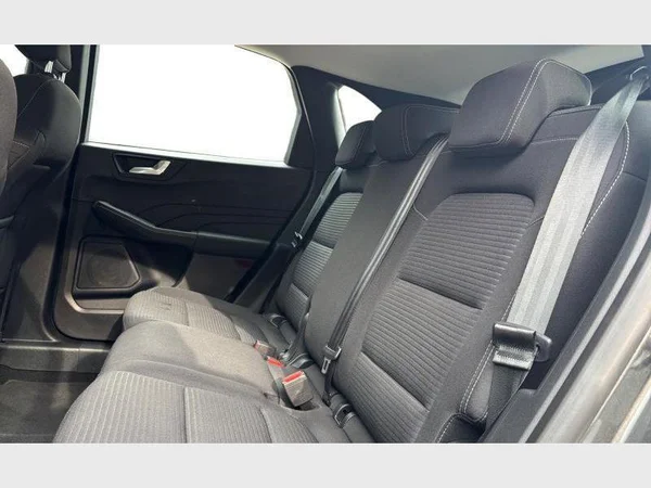 Ford Kuga (2022) — foto 3 van 26