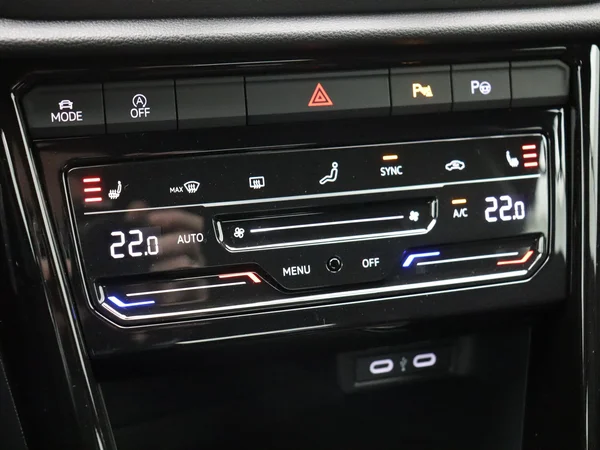 VOLKSWAGEN T-Roc Cabriolet (2026) — foto 6 van 15