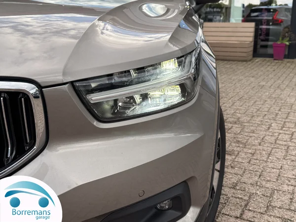 Volvo XC-40 (2020) — foto 43 van 44