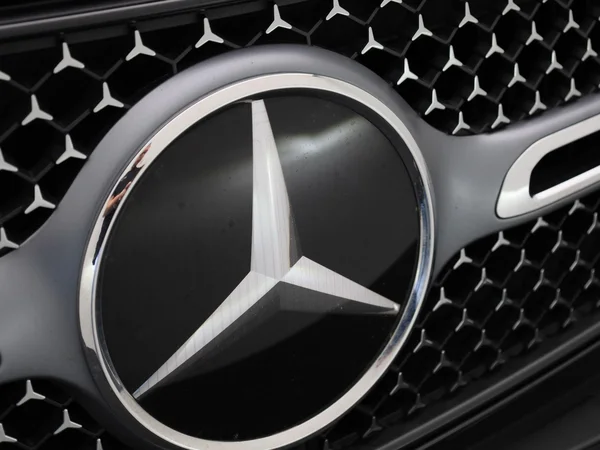Mercedes-Benz GLC (2025) — foto 35 van 49