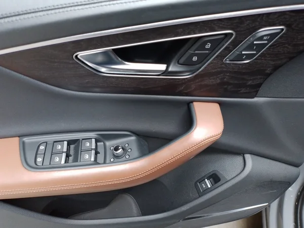 AUDI Q7 (2021) — foto 4 van 15