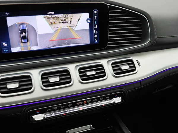 Mercedes-Benz GLE (2024) — foto 3 van 23