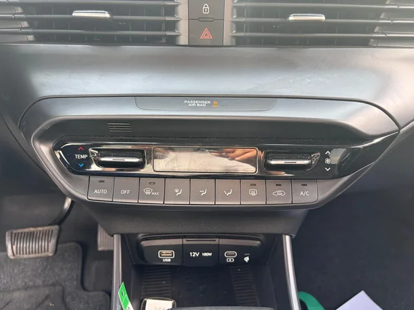 Hyundai i20 (2024) — foto 8 van 21