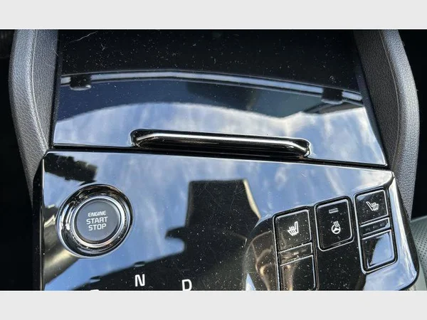 Kia SPORTAGE (2024) — foto 18 van 30
