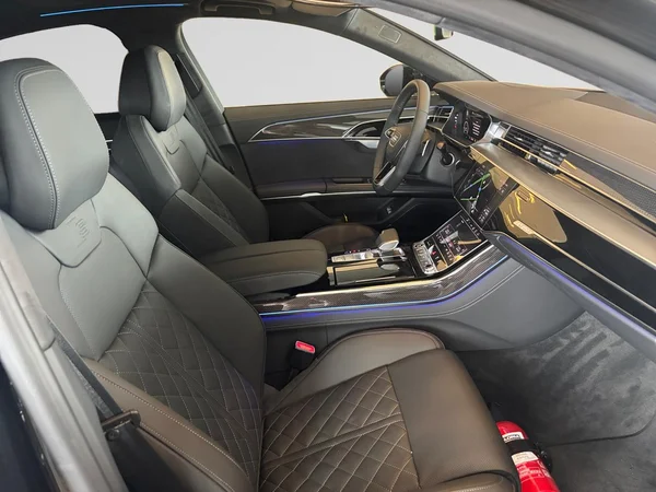 AUDI A8 PHEV (2026) — foto 3 van 19