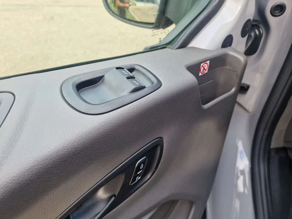 Ford Transit — foto 15 van 16