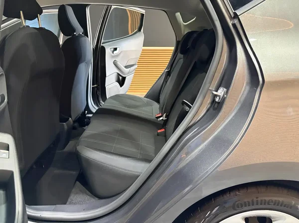 Ford Fiesta (2020) — foto 9 van 22