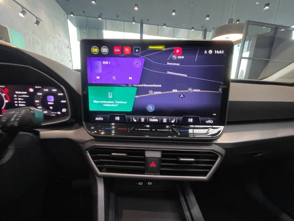 SEAT Leon (2025) — foto 15 van 24