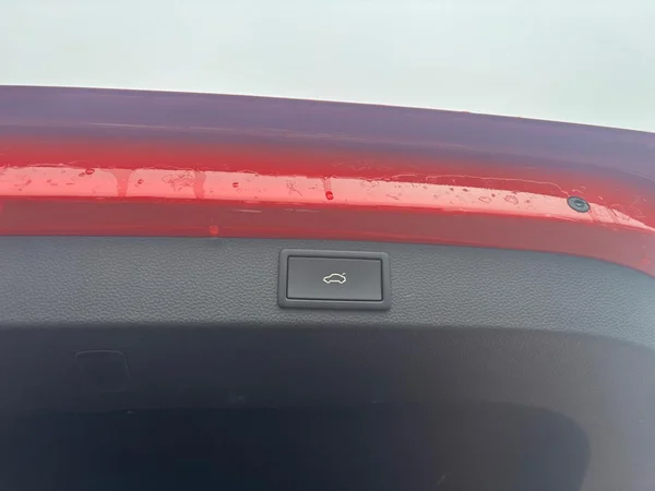 SKODA Karoq (2023) — foto 13 van 21