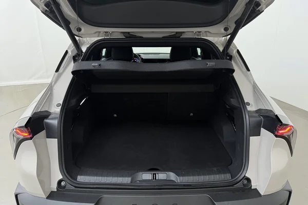 Alfa Romeo Junior (2025) — foto 15 van 19