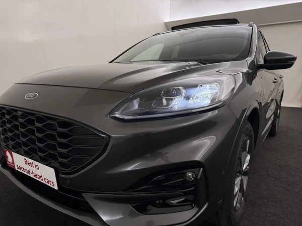 FORD Kuga (2022) — foto 30 van 36