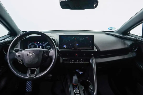 Toyota C-HR Hybrid (HEV) (2024) — foto 4 van 44