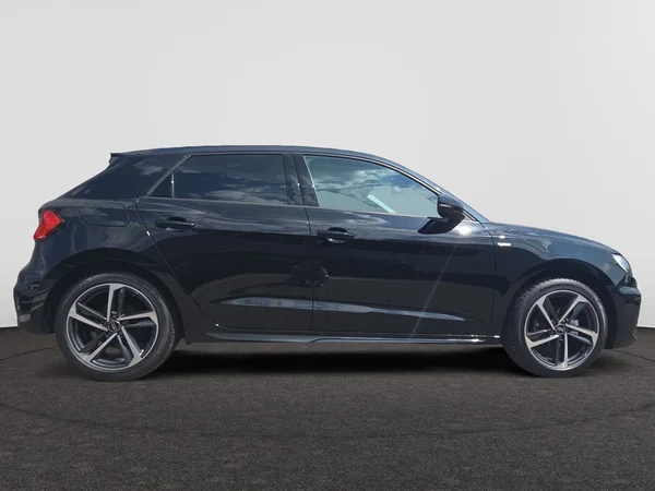 AUDI A1 Sportback (2025) — foto 19 van 24