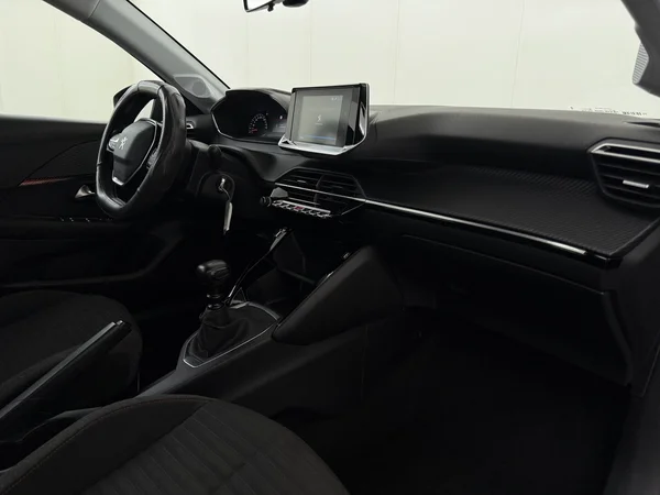 PEUGEOT 208 (2023) — foto 3 van 26