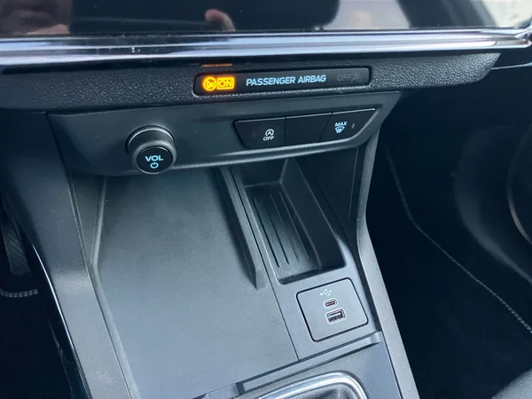 FORD Puma (2025) — foto 10 van 23