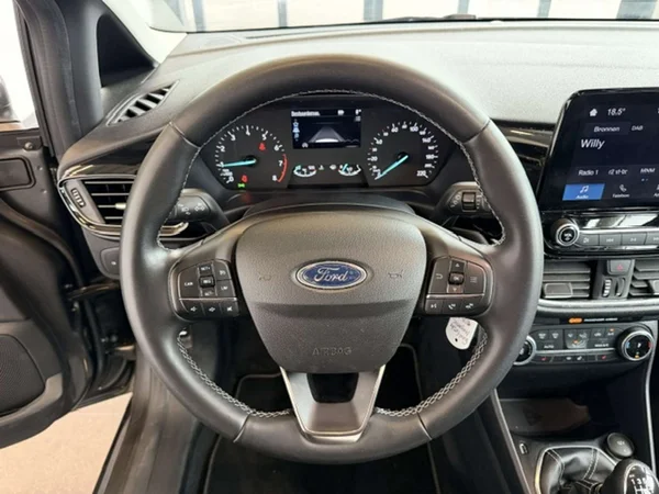 Ford Fiesta (2023) — foto 4 van 22