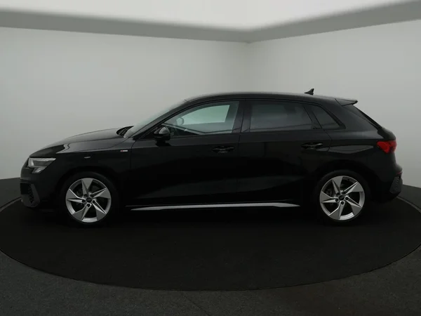 AUDI A3 Sportback (2022) — foto 7 van 30