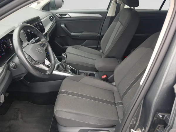 VOLKSWAGEN T-Roc (2025) — foto 16 van 20