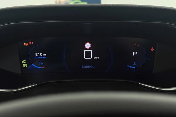 Peugeot 308 (2021) — foto 9 van 45