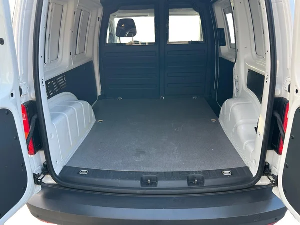 VOLKSWAGEN Caddy Van (2019) — foto 5 van 17