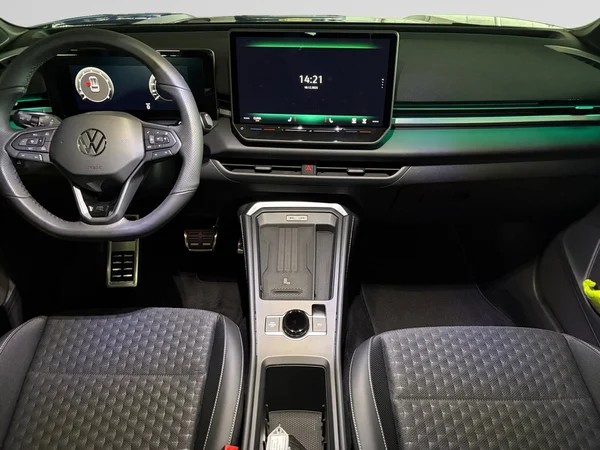 VOLKSWAGEN T-Roc (2025) — foto 9 van 24