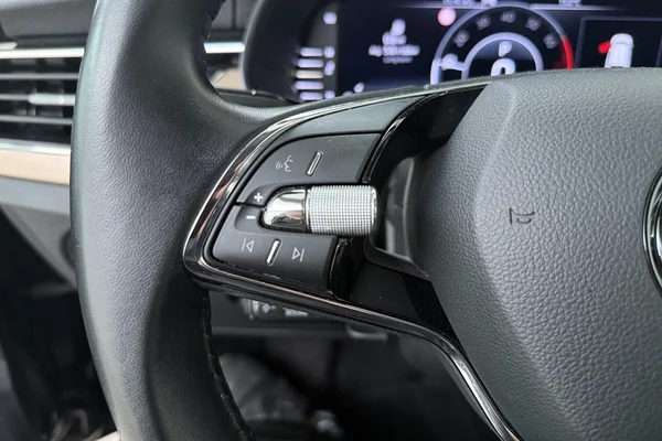 Skoda Kamiq (2021) — foto 8 van 20