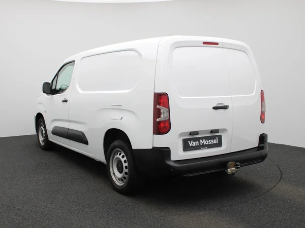Opel Combo (2022) — foto 12 van 36