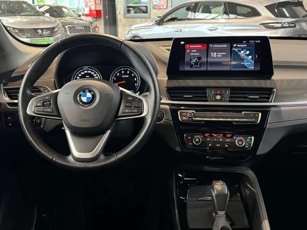 BMW X1 (2021) — foto 2 van 19