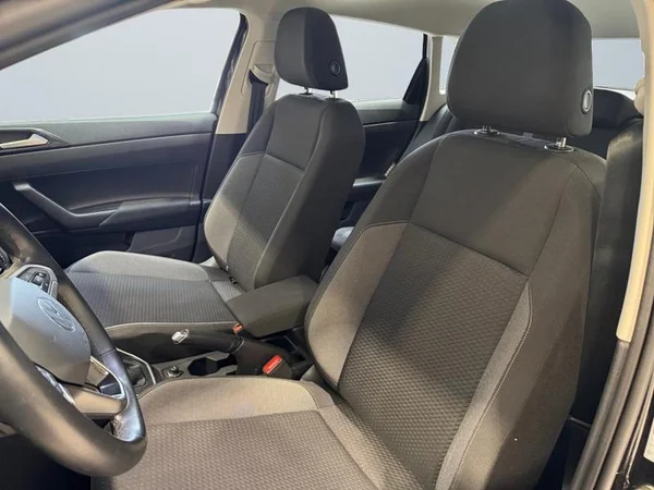 VOLKSWAGEN Taigo (2022) — foto 3 van 29