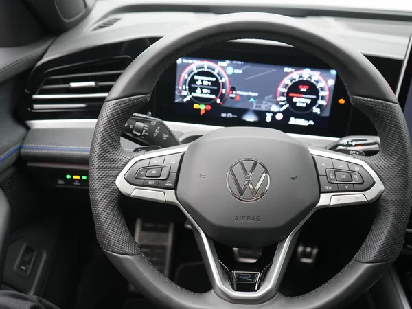 VOLKSWAGEN Passat SW (2026) — foto 5 van 24