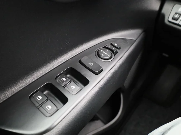 Kia Stonic (2021) — foto 16 van 40