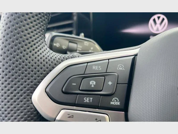 Volkswagen Passat Variant eHybrid (2026) — foto 8 van 24