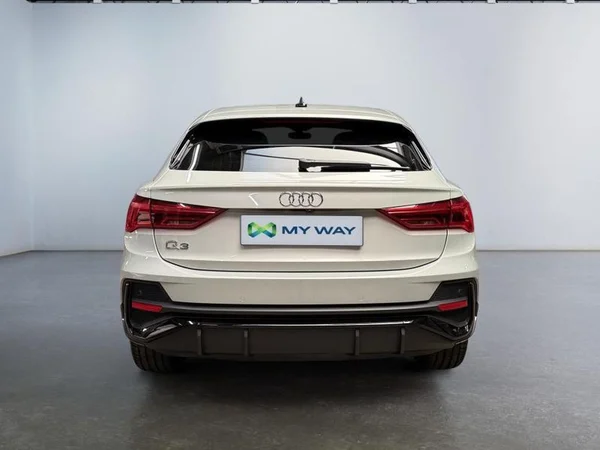 AUDI Q3 Sportback Dsl (2020) — foto 24 van 26