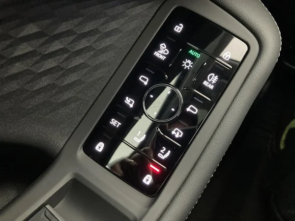 AUDI A6 Avant Dsl (2025) — foto 27 van 36